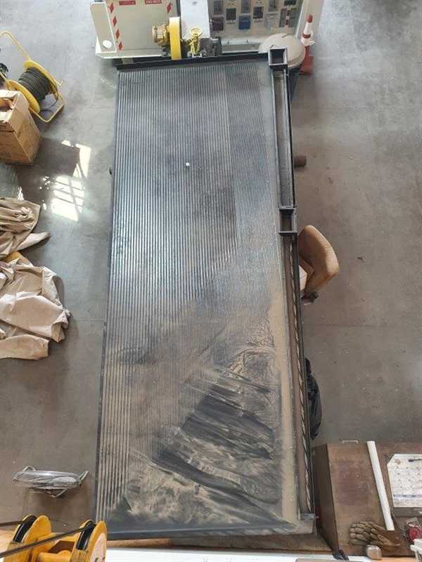 Unused Ird-wilfley Style 175" L X 58" W Table Concentrating Table)